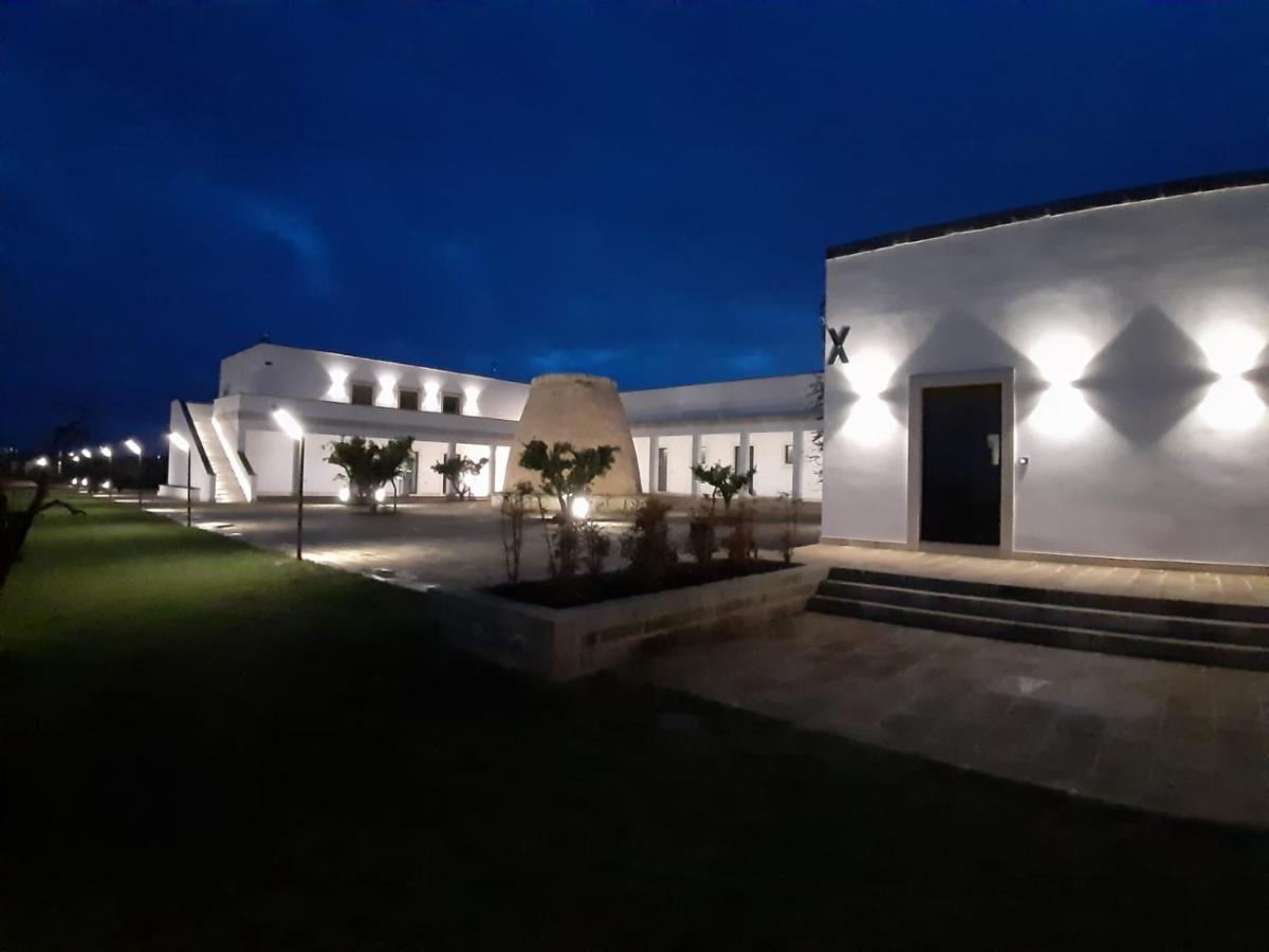 Caprarica di Lecce Masseria Rifisa Agriresort מראה חיצוני תמונה