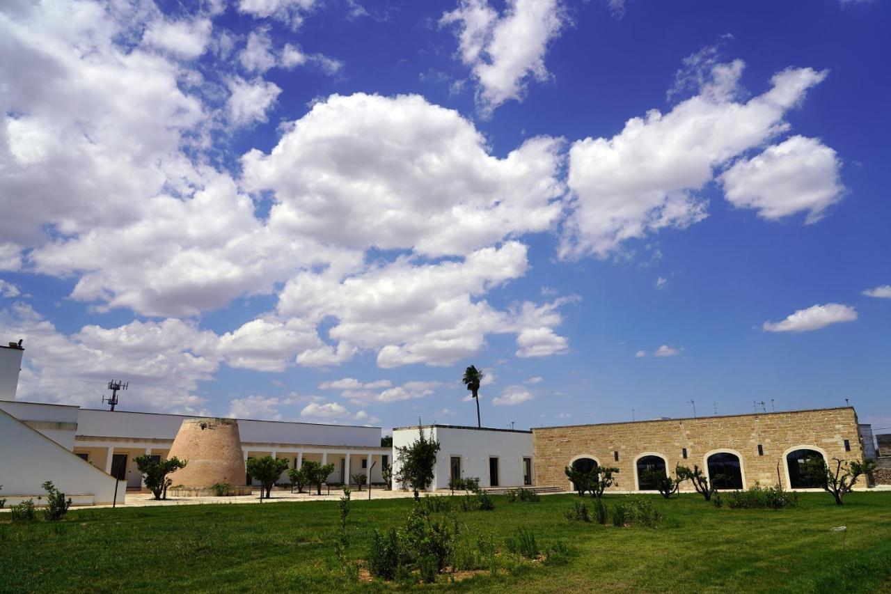 Caprarica di Lecce Masseria Rifisa Agriresort מראה חיצוני תמונה