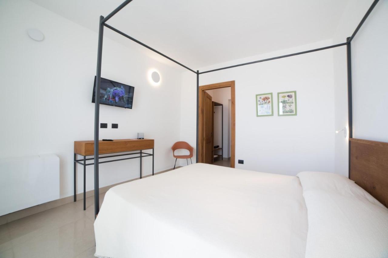 Caprarica di Lecce Masseria Rifisa Agriresort מראה חיצוני תמונה