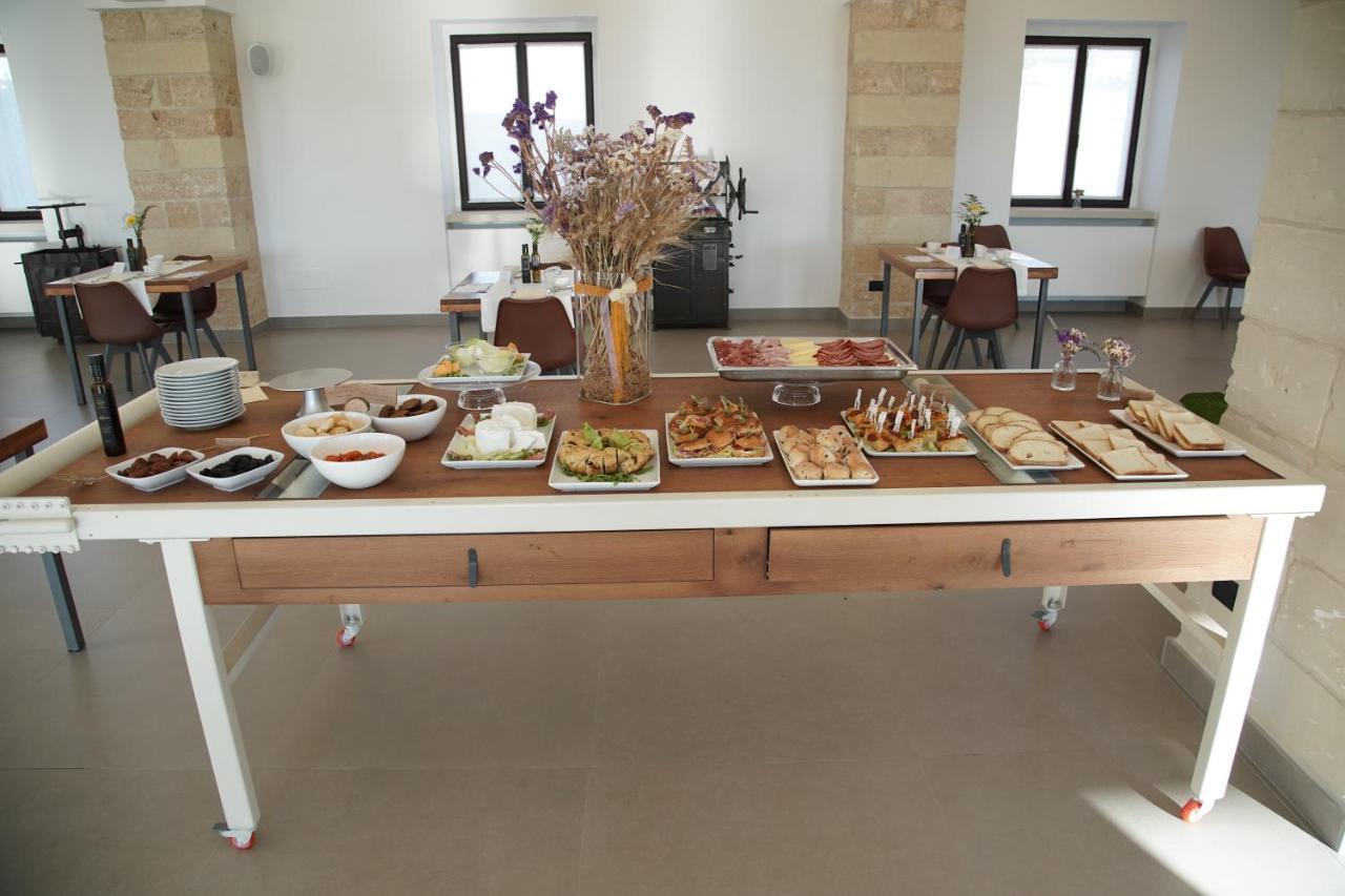 Caprarica di Lecce Masseria Rifisa Agriresort מראה חיצוני תמונה