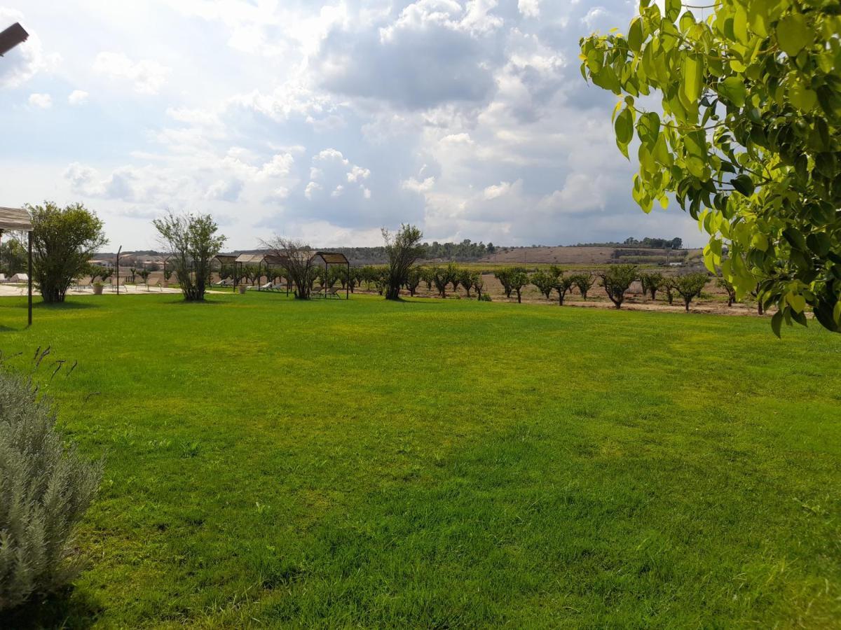 Caprarica di Lecce Masseria Rifisa Agriresort מראה חיצוני תמונה